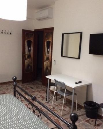 Casagiulia2Apartament ปิซา ภายนอก รูปภาพ